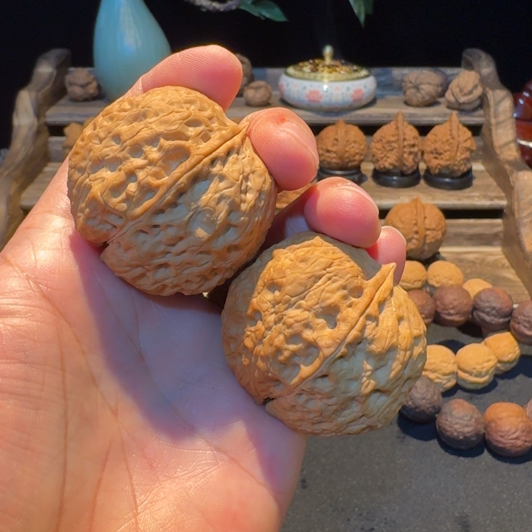 文玩核桃把件云南铁核桃4
