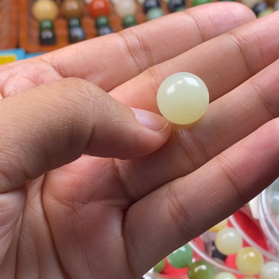 和田玉未镶嵌珠宝奇石卡14柠檬黄y