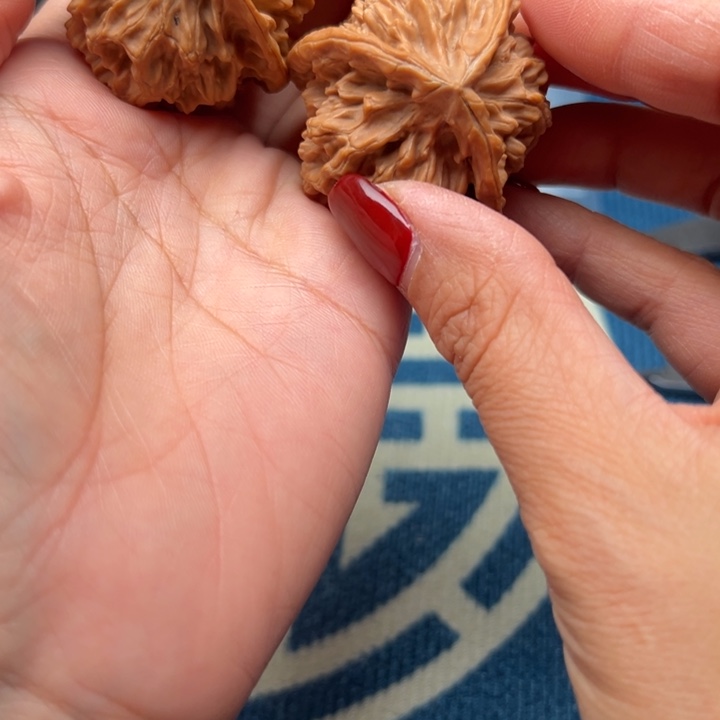 桃核吊坠文嫣然棱