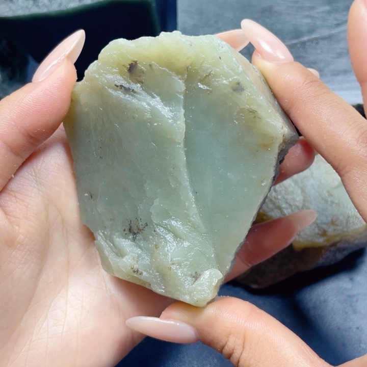 和田玉未镶嵌珠宝半成品