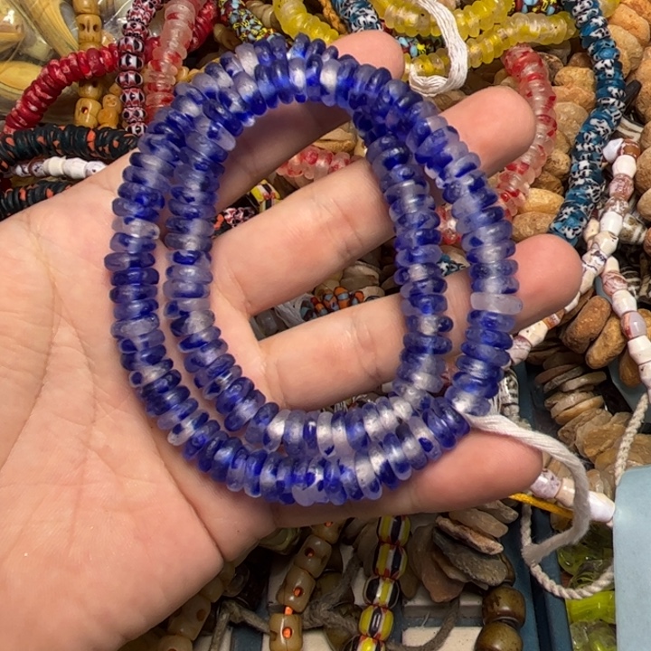 颈饰玻璃2703。福利1条