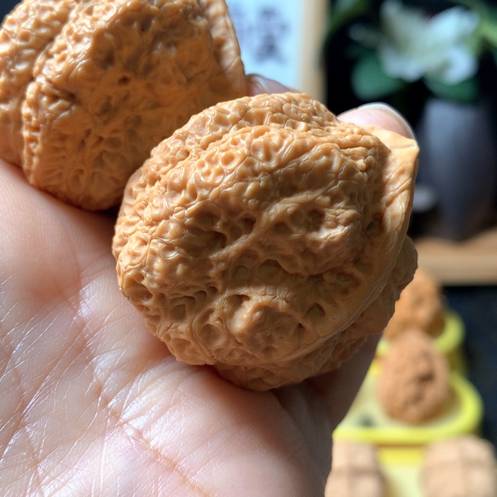 桃核把件文玩核桃3