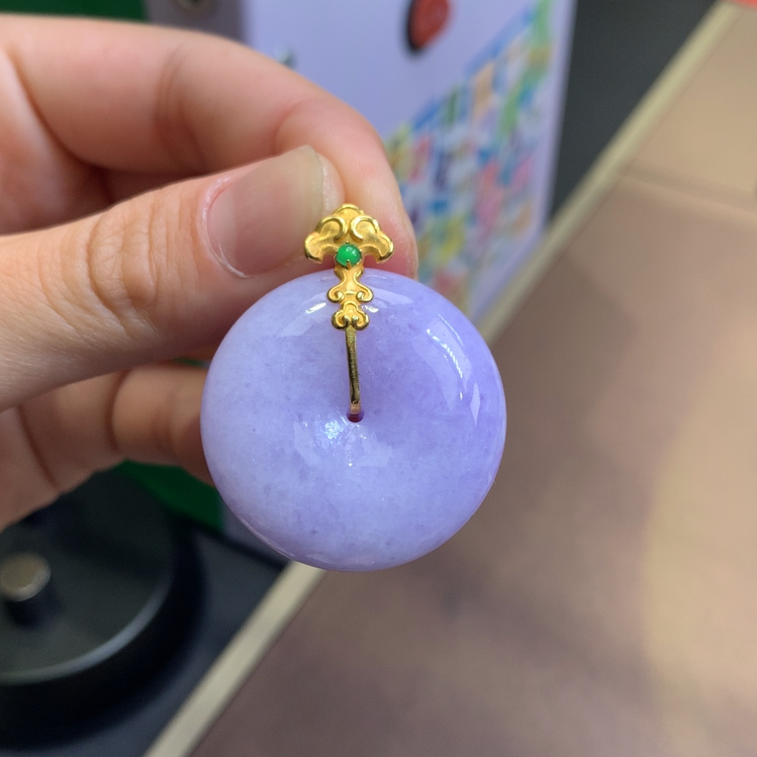 叶***～翡翠18K金镶嵌颈饰翡翠