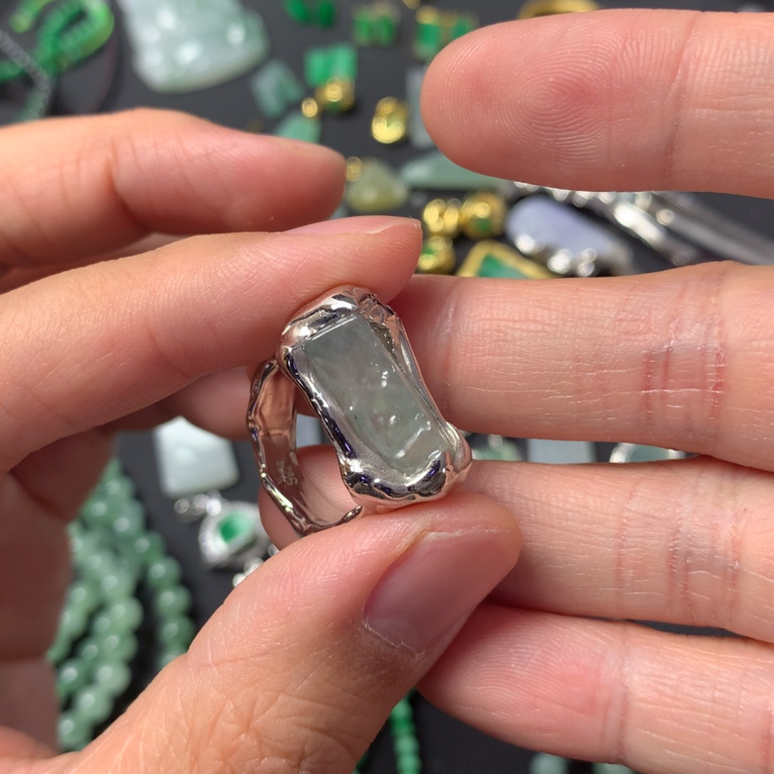 翡翠戒指银S925镶嵌小戒指