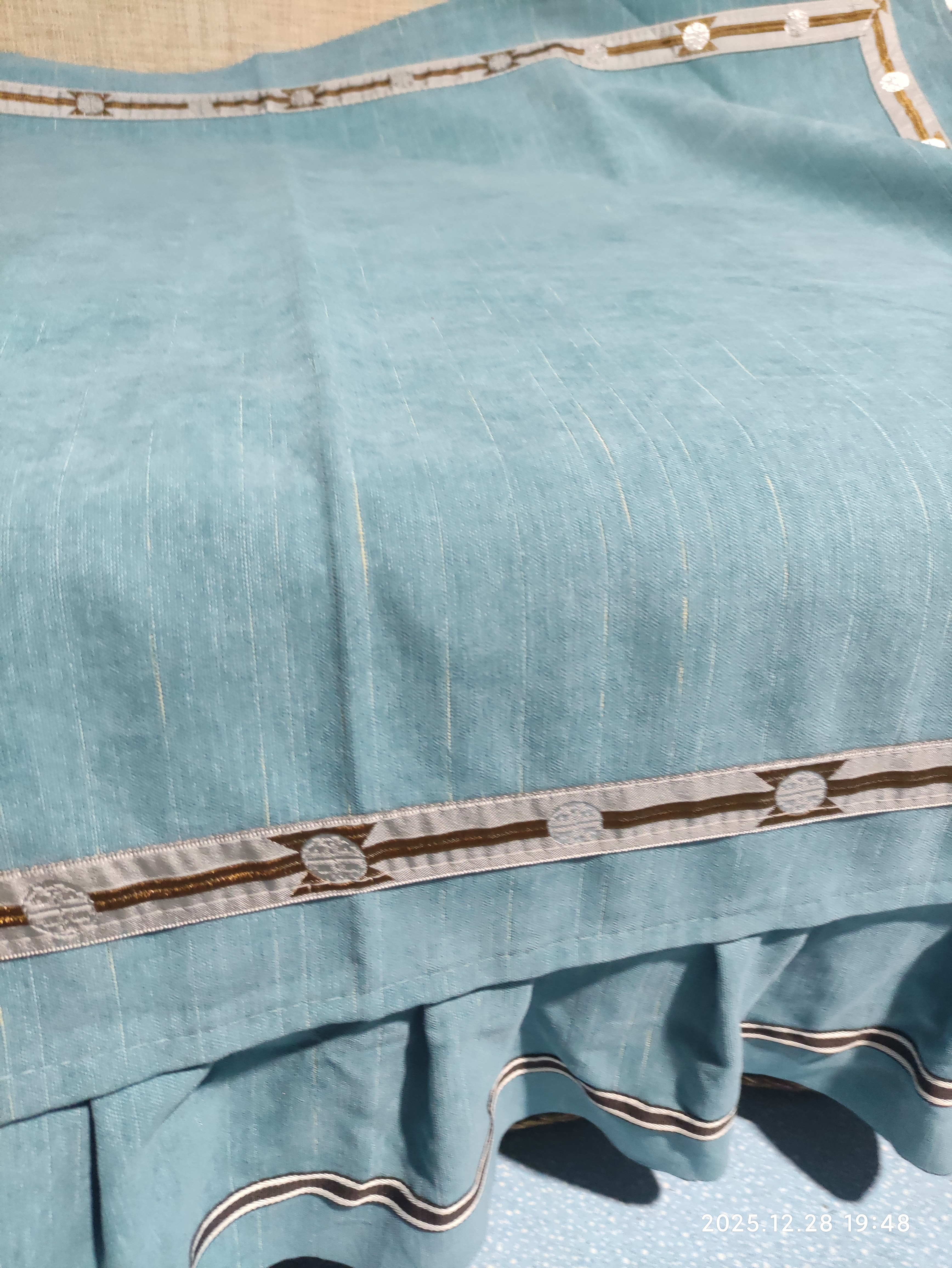 新款防滑耐磨四季通用雪尼尔沙发靠背巾，米白色