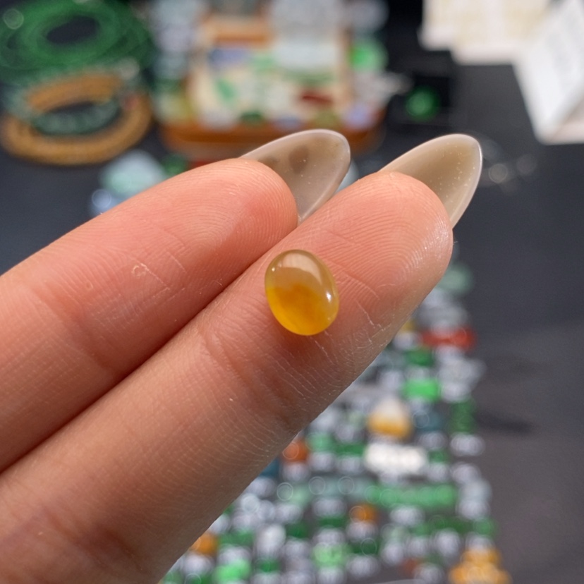 【闪购商品】翡翠挂件未镶嵌蛋