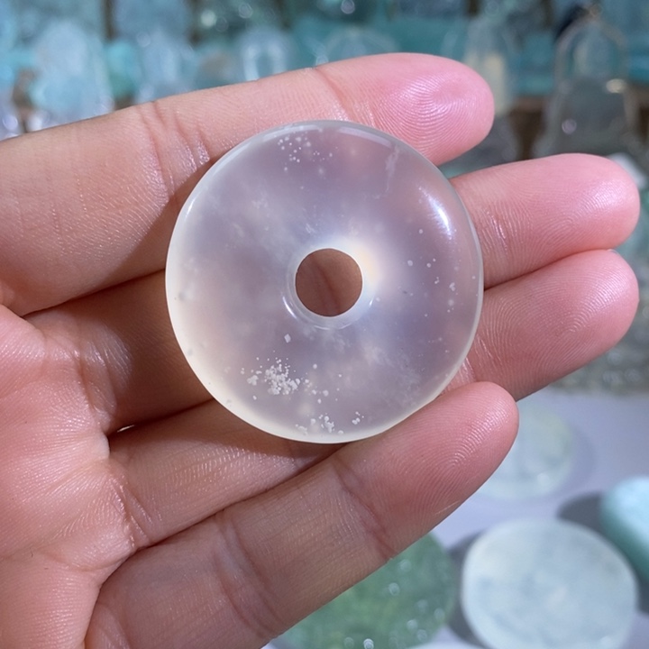 岫玉吊坠未镶嵌吊坠