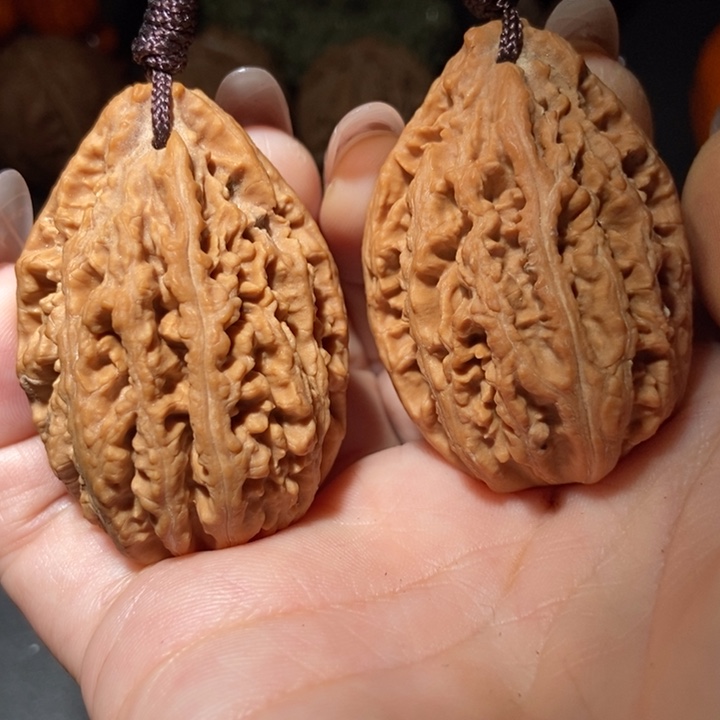 文玩核桃把件明*东北楸子小雪20