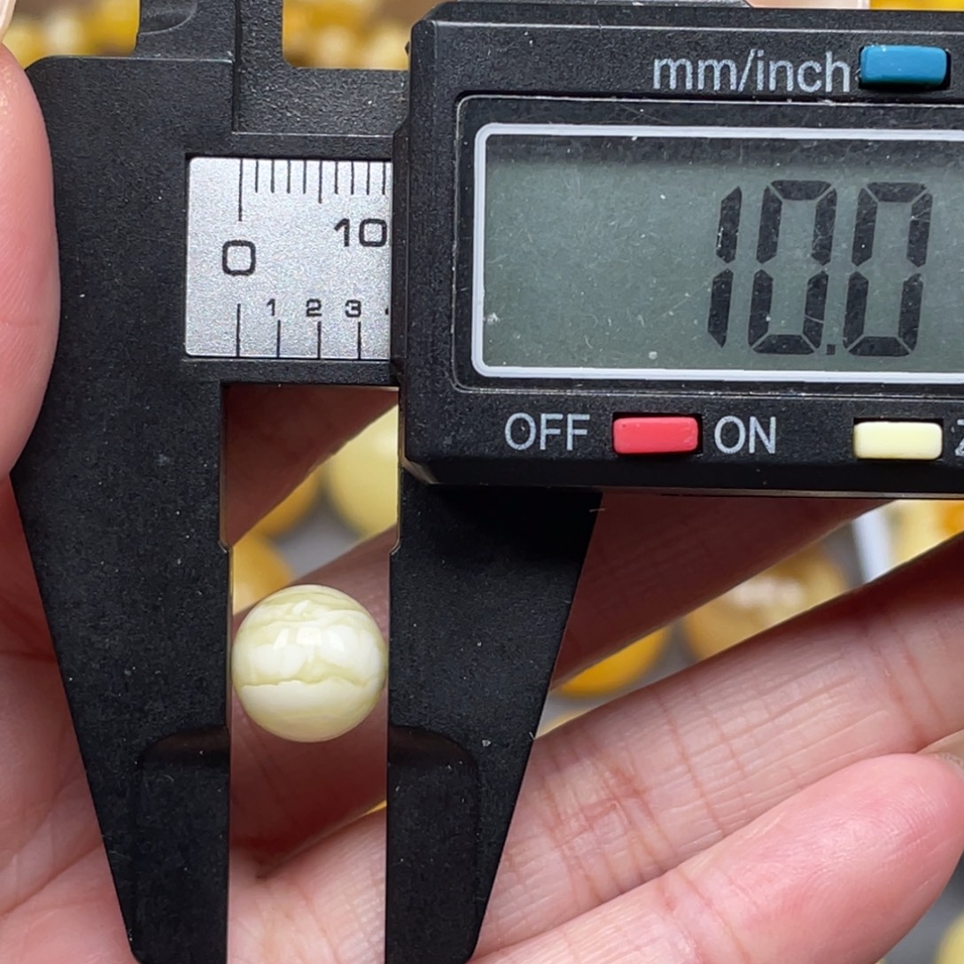 ****.琥珀未镶嵌裸石天然