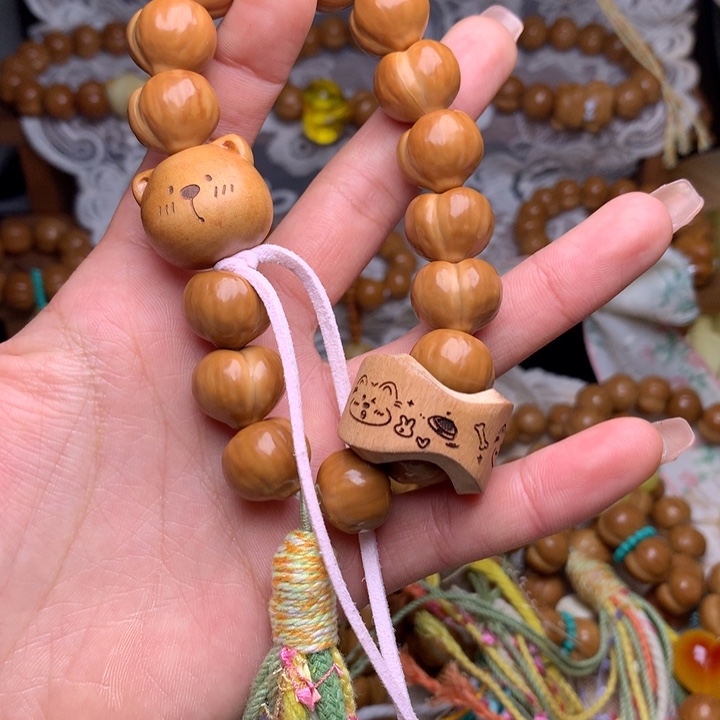 吊坠猴头核桃屁桃手持跑环