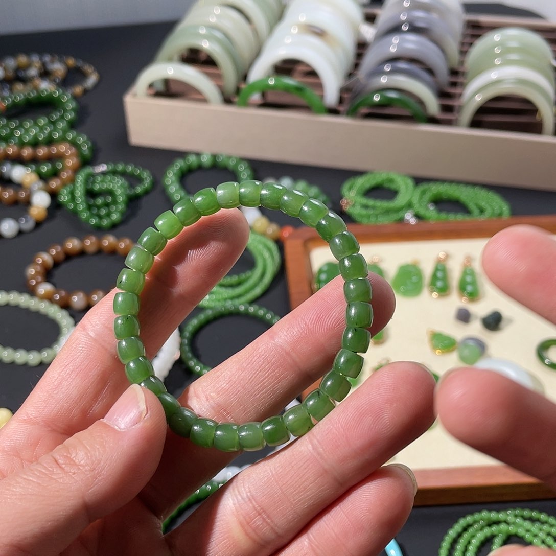 和田玉手链未镶嵌