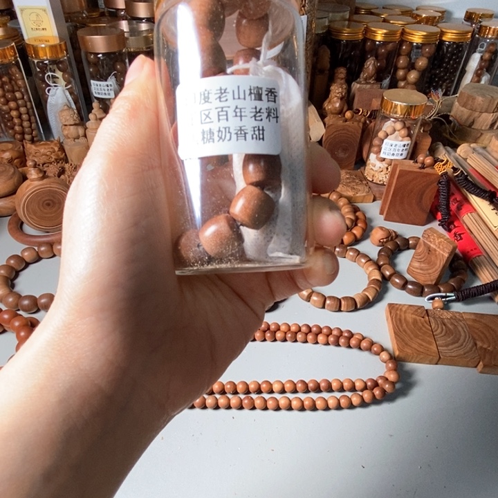檀香木快**我老山檀香1.0*1.1*19，焦糖奶香甜