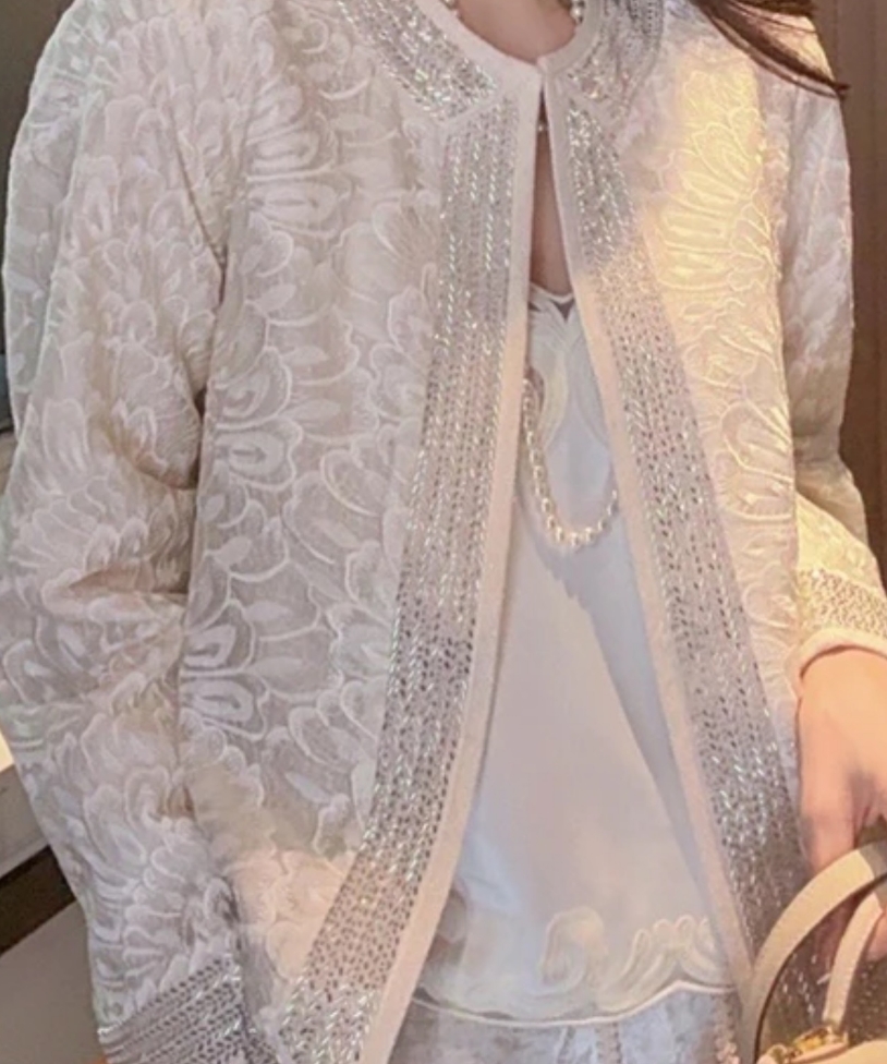 出花秋月｜轻奢高级感气质时尚优雅女装外套2025C1831–欣欣