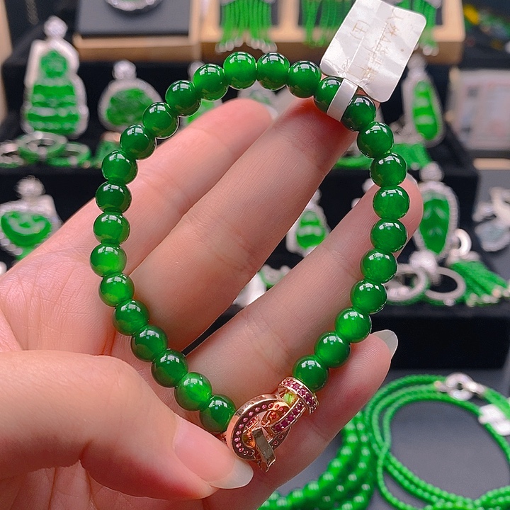 翡翠未镶嵌手链24668889