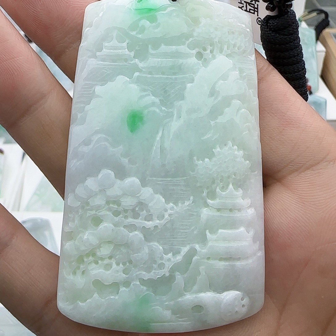翡翠未镶嵌颈饰翡翠