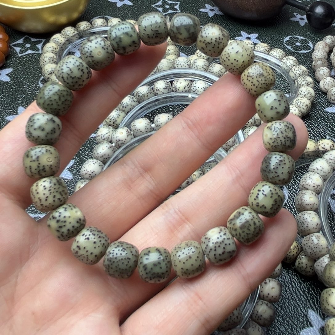 *****星月菩提手串13的星月菩提