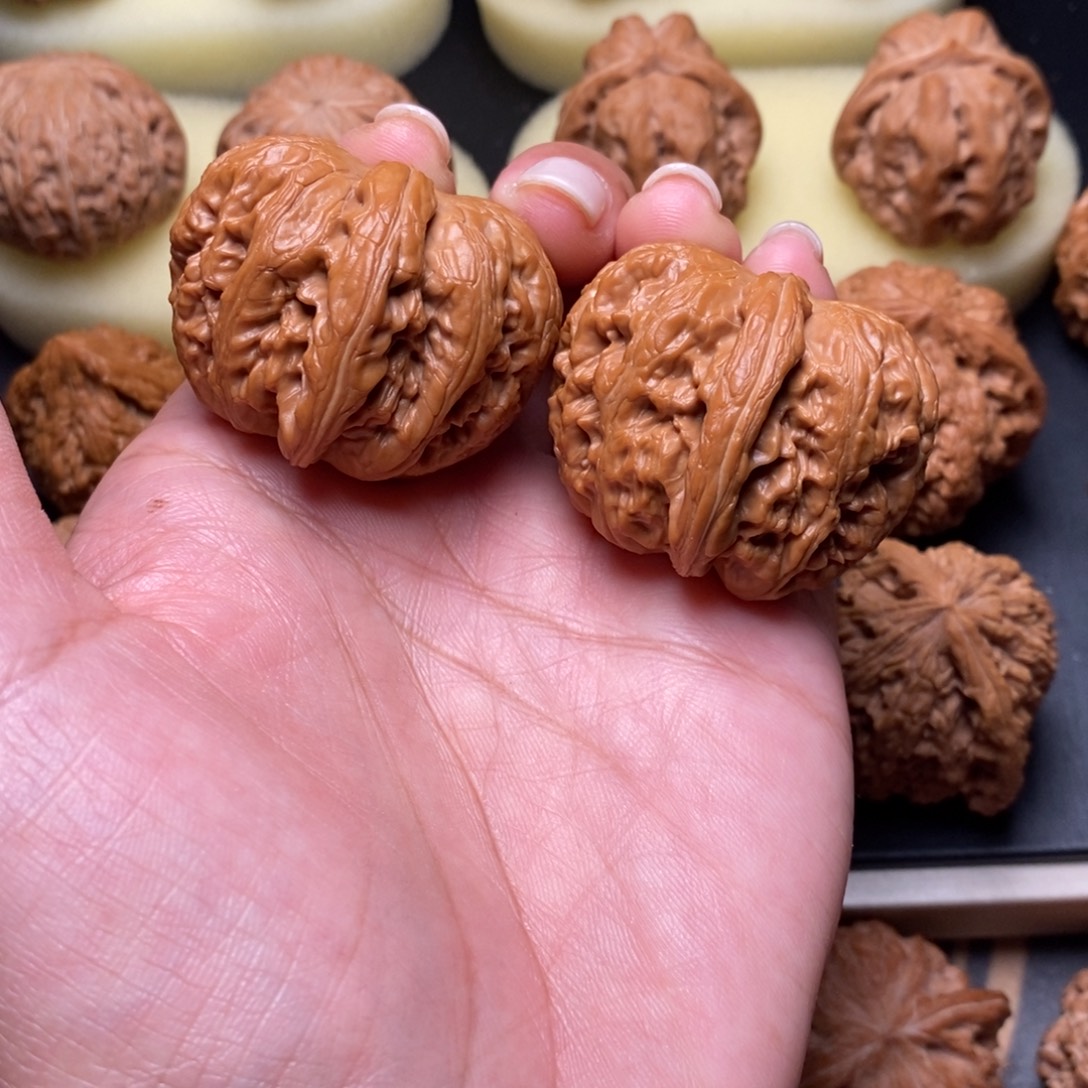 文玩核桃吊坠元宝42