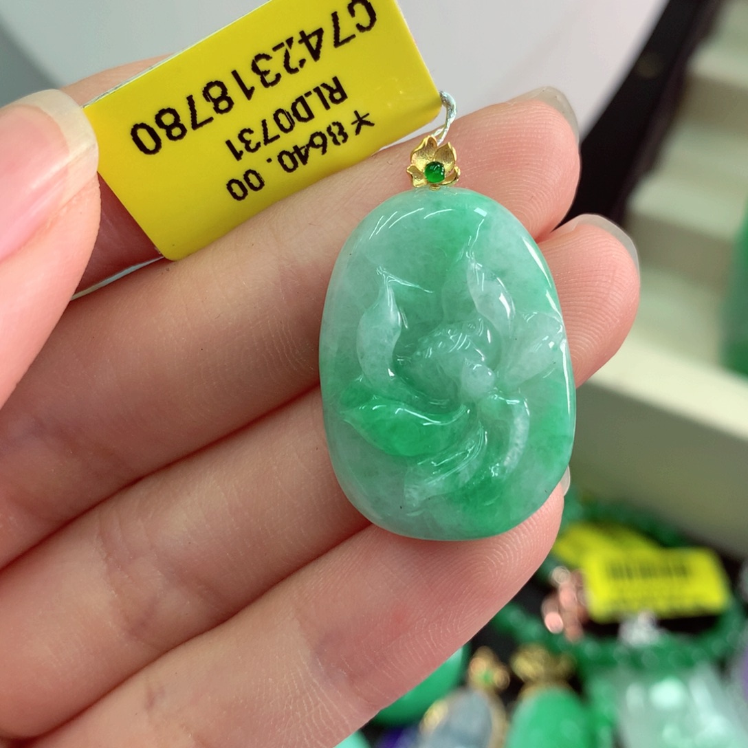 吊坠(不含链)足银镶嵌翡翠