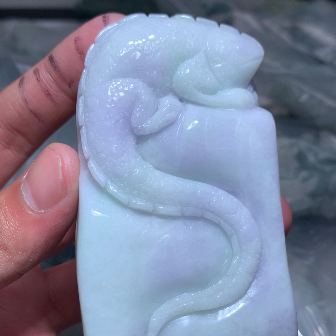 翡翠未镶嵌颈饰保真天然a货翡翠