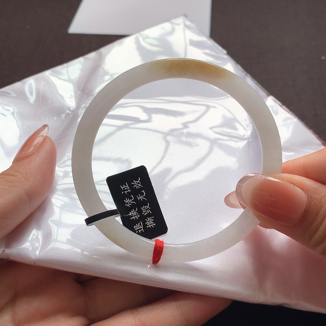 翡翠未镶嵌手镯53.9