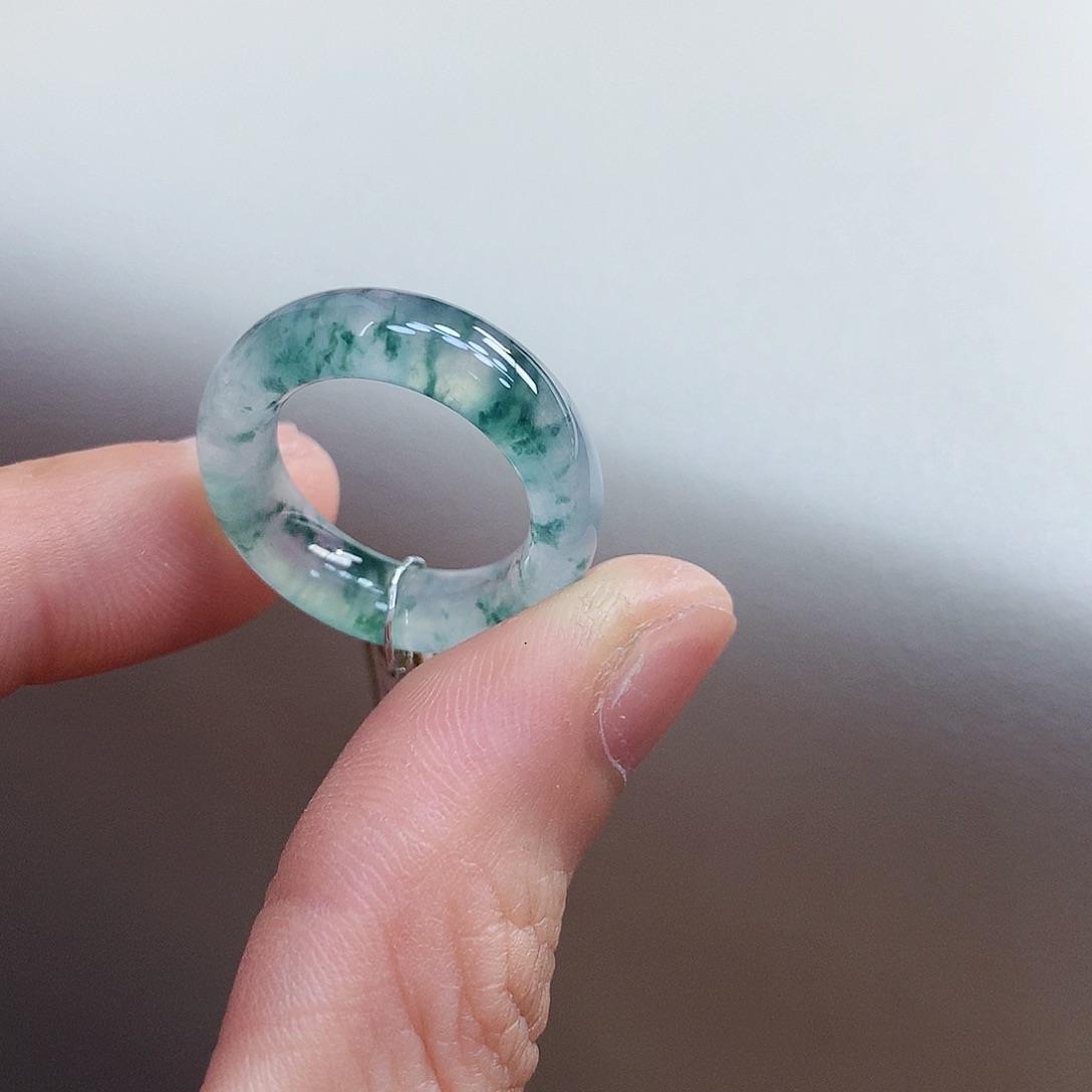 翡翠戒指未镶嵌10-11号