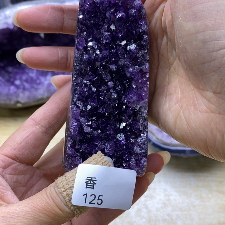 水晶大型摆件（非配饰）未镶嵌