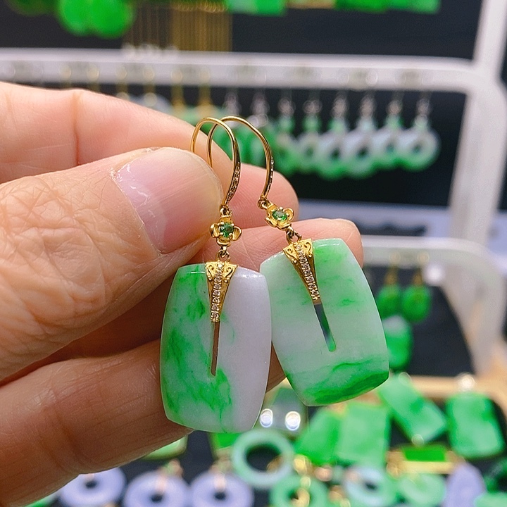 翡翠耳饰18K金镶嵌耳坠