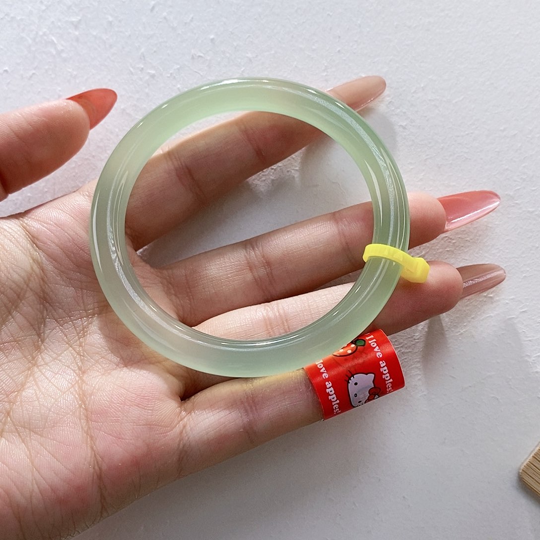 手镯玛瑙/玉髓未镶嵌57