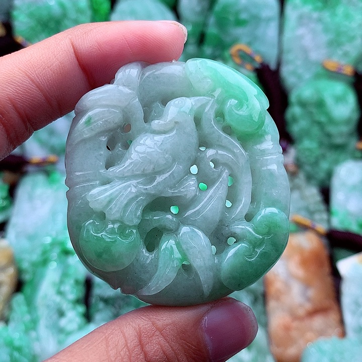 翡翠吊坠(不含链)未镶嵌