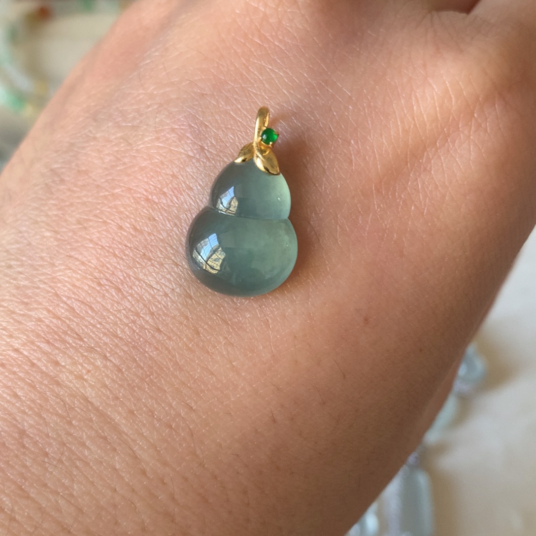 翡翠18K金镶嵌颈饰12