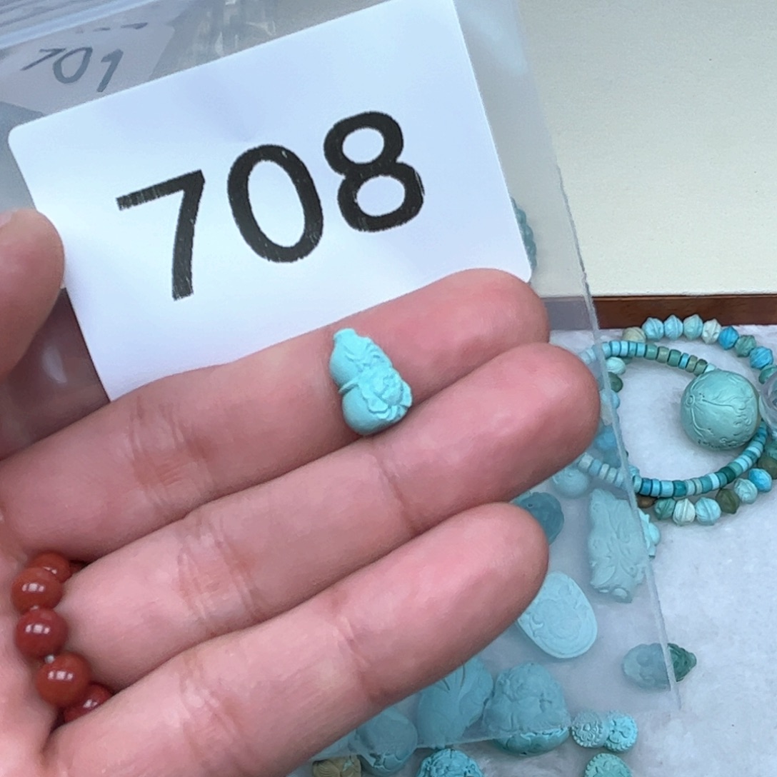 绿松石未镶嵌珠宝奇石