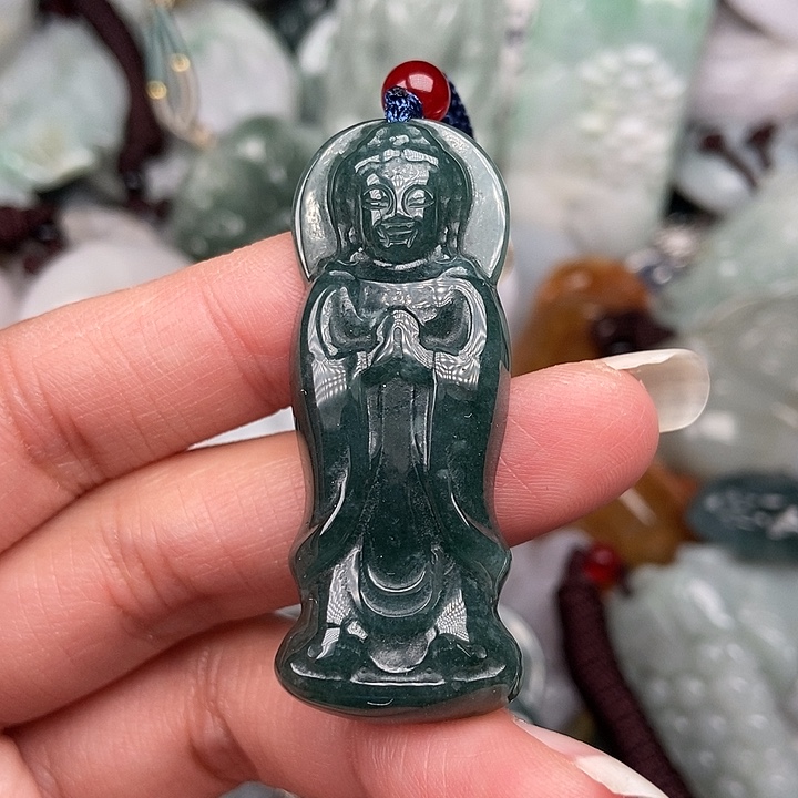 颈饰未镶嵌翡翠翡翠