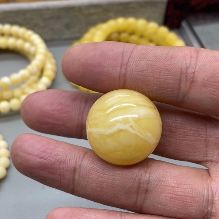 琥珀未镶嵌裸石珠子