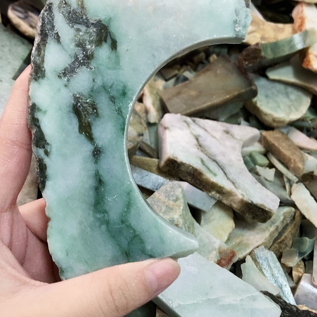 翡翠未镶嵌颈饰天然翡翠