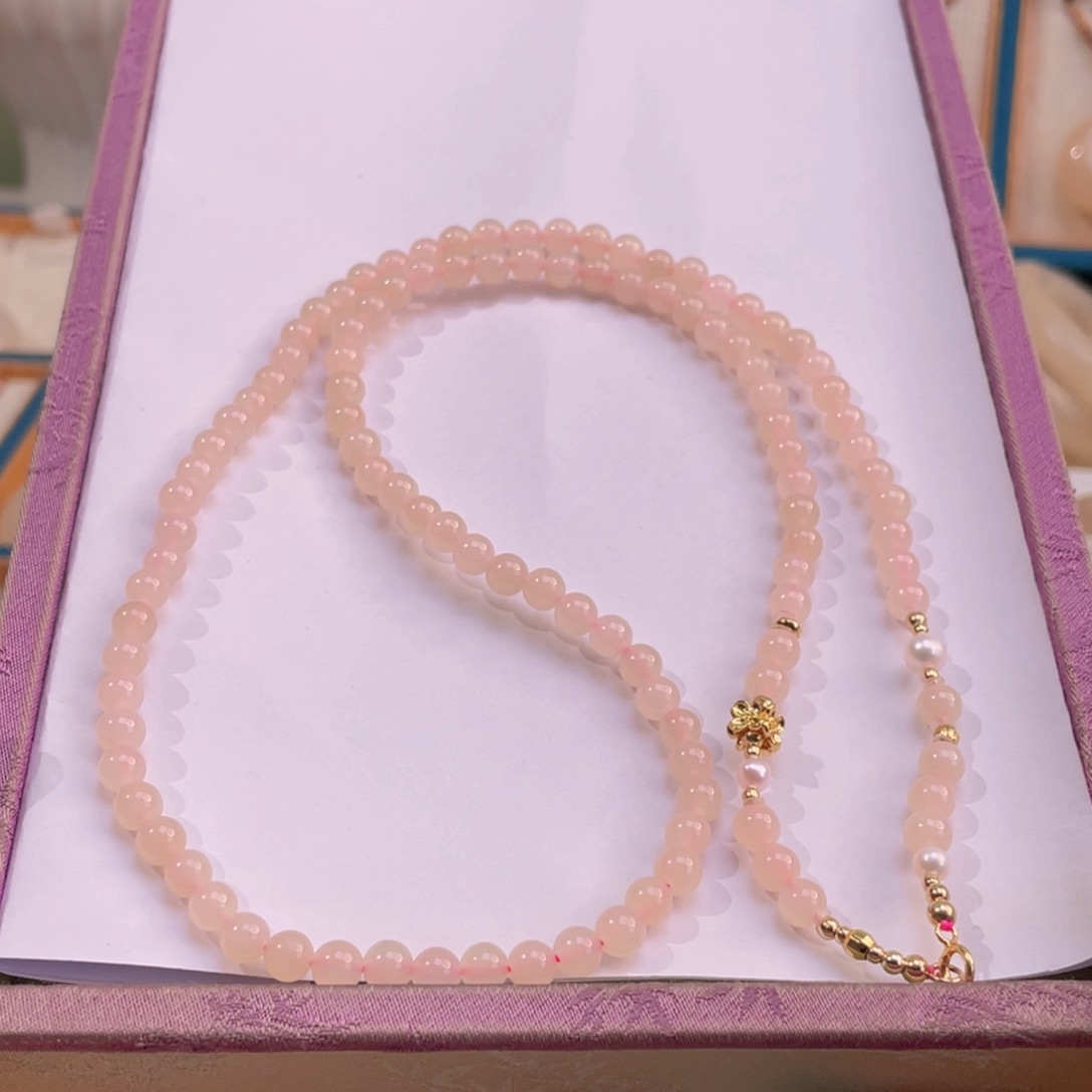 和田玉未镶嵌项链