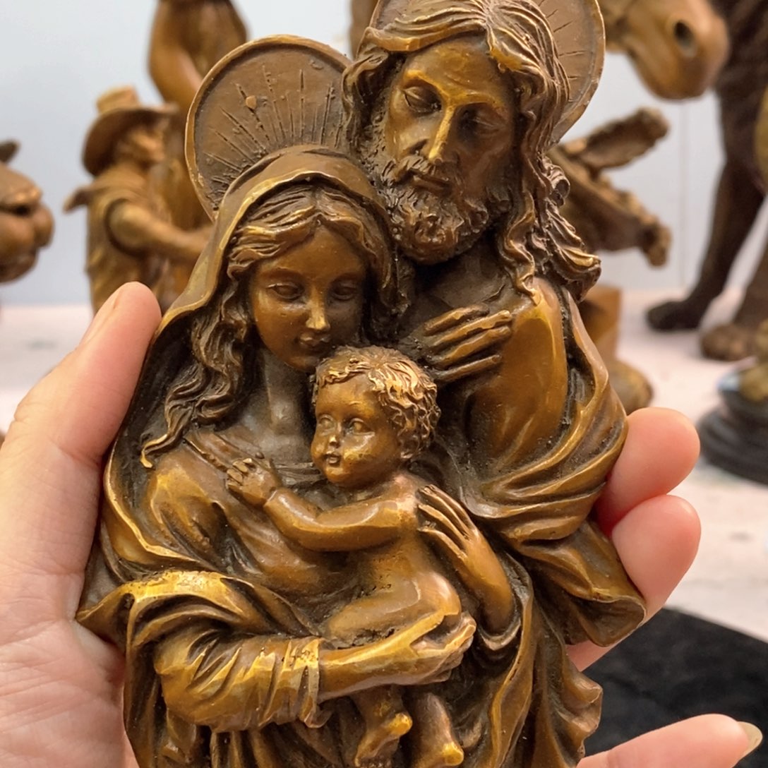 黄铜材质，一家三口挂件