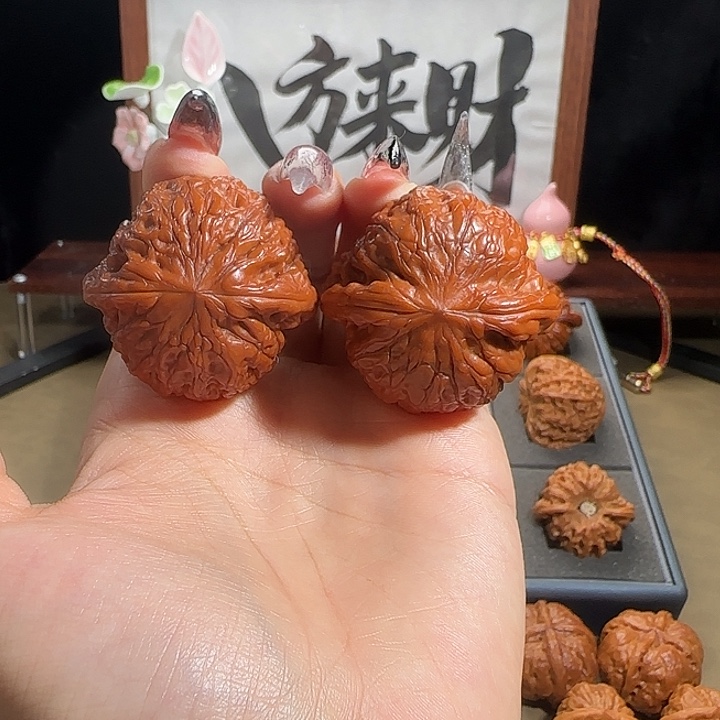 文玩核桃吊坠铁锤妹妹