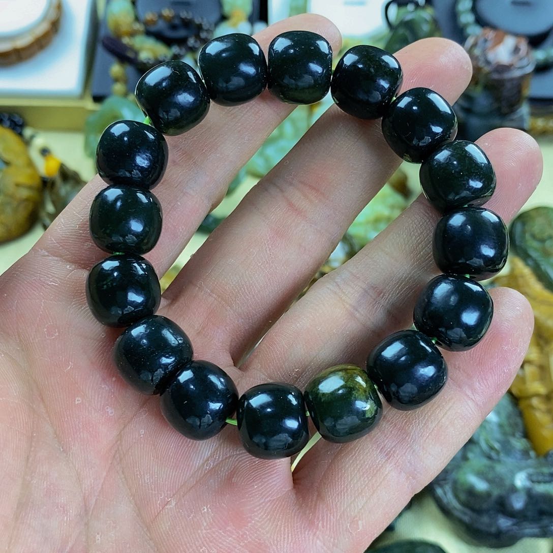 岫岩河磨玉（透闪石质玉）手串未镶嵌