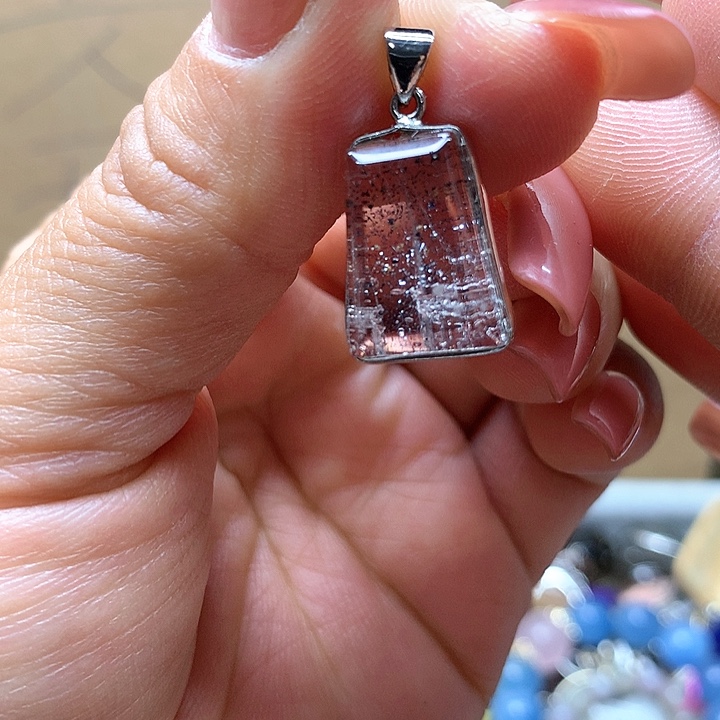 水晶水晶吊坠未镶嵌