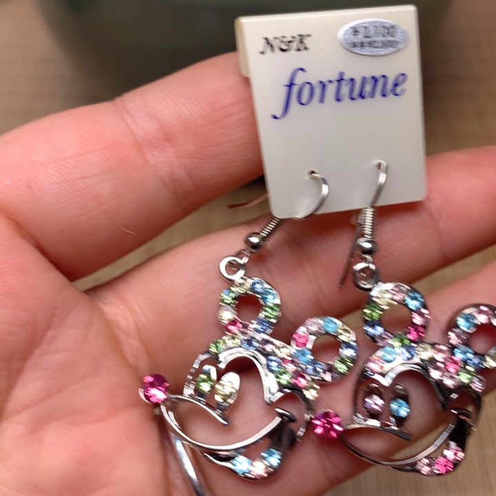 瓷器哈哈哈哈哈哈哈