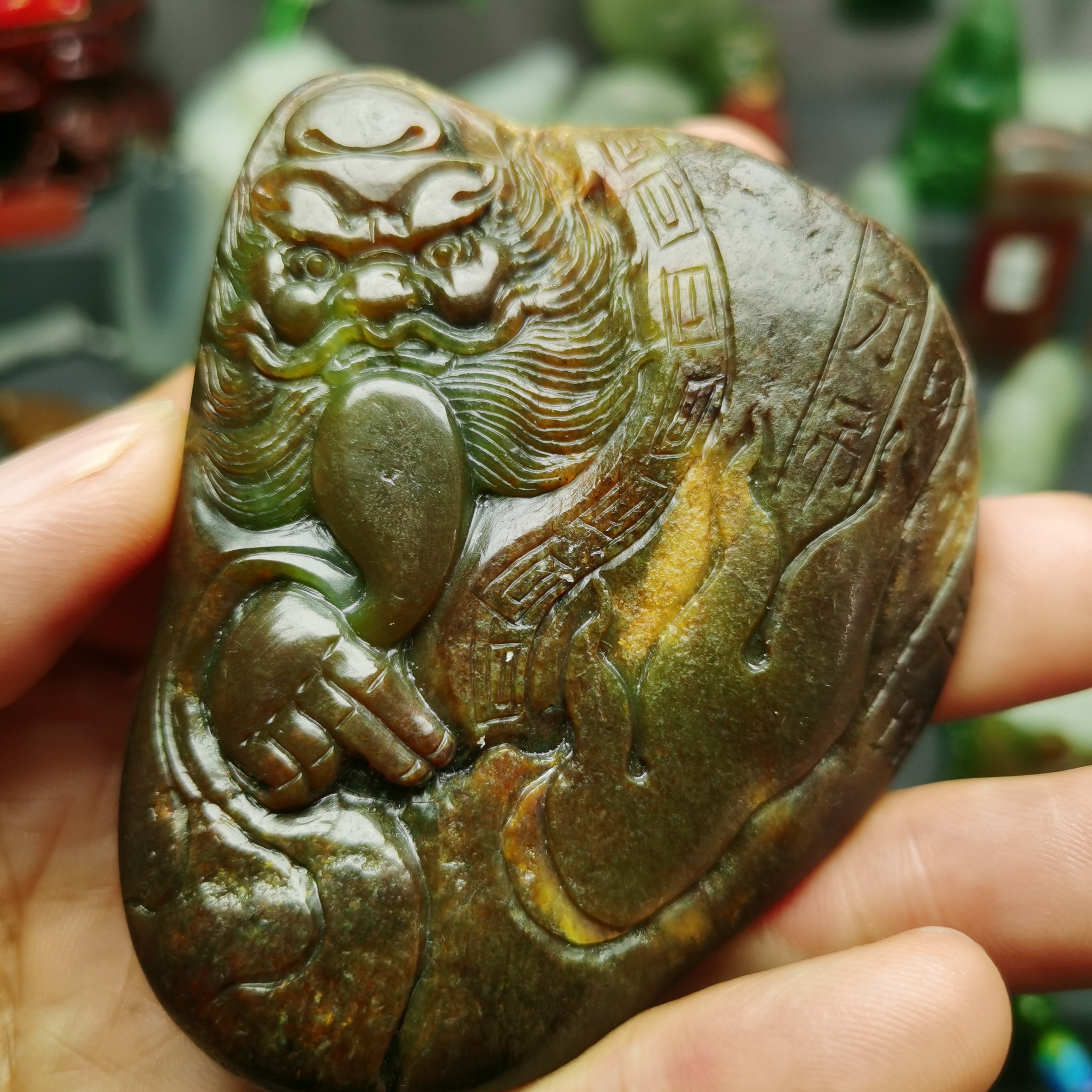 和田玉手工雕刻手把件，钟馗雕像