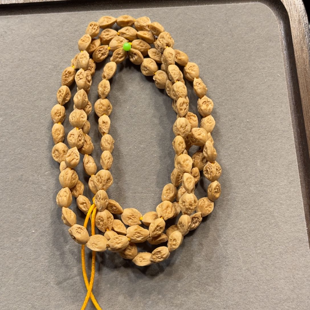 苏****把件文玩核桃小鬼脸脖挂