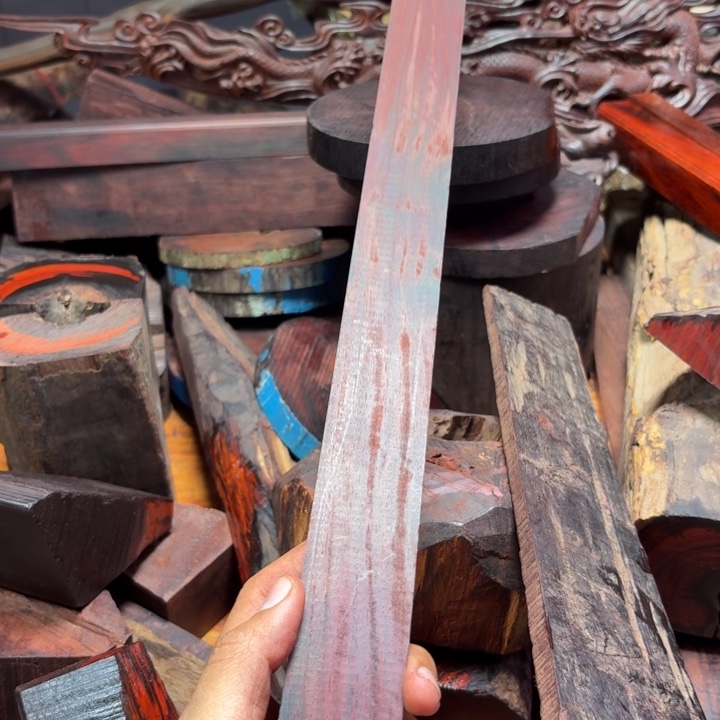 檀香紫檀（小叶紫檀）用*