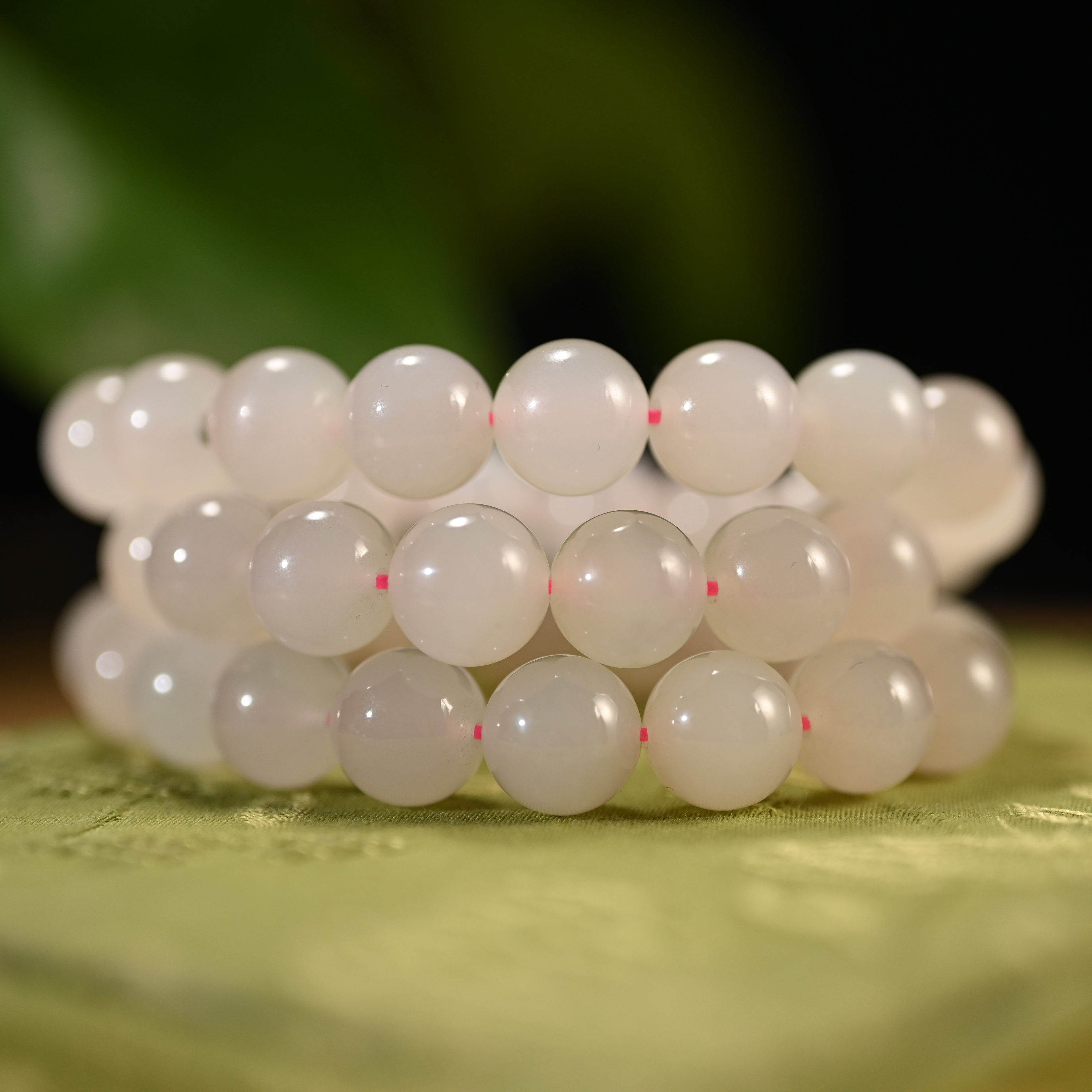 Lot8804 2511170144和田玉藕粉项链/杭拍