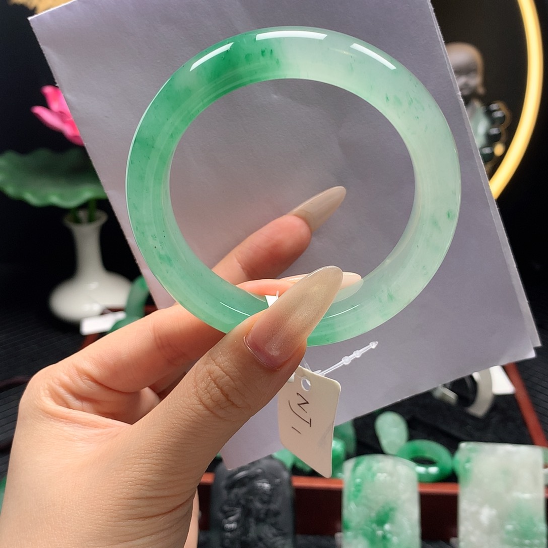 石英质玉手镯57未镶嵌