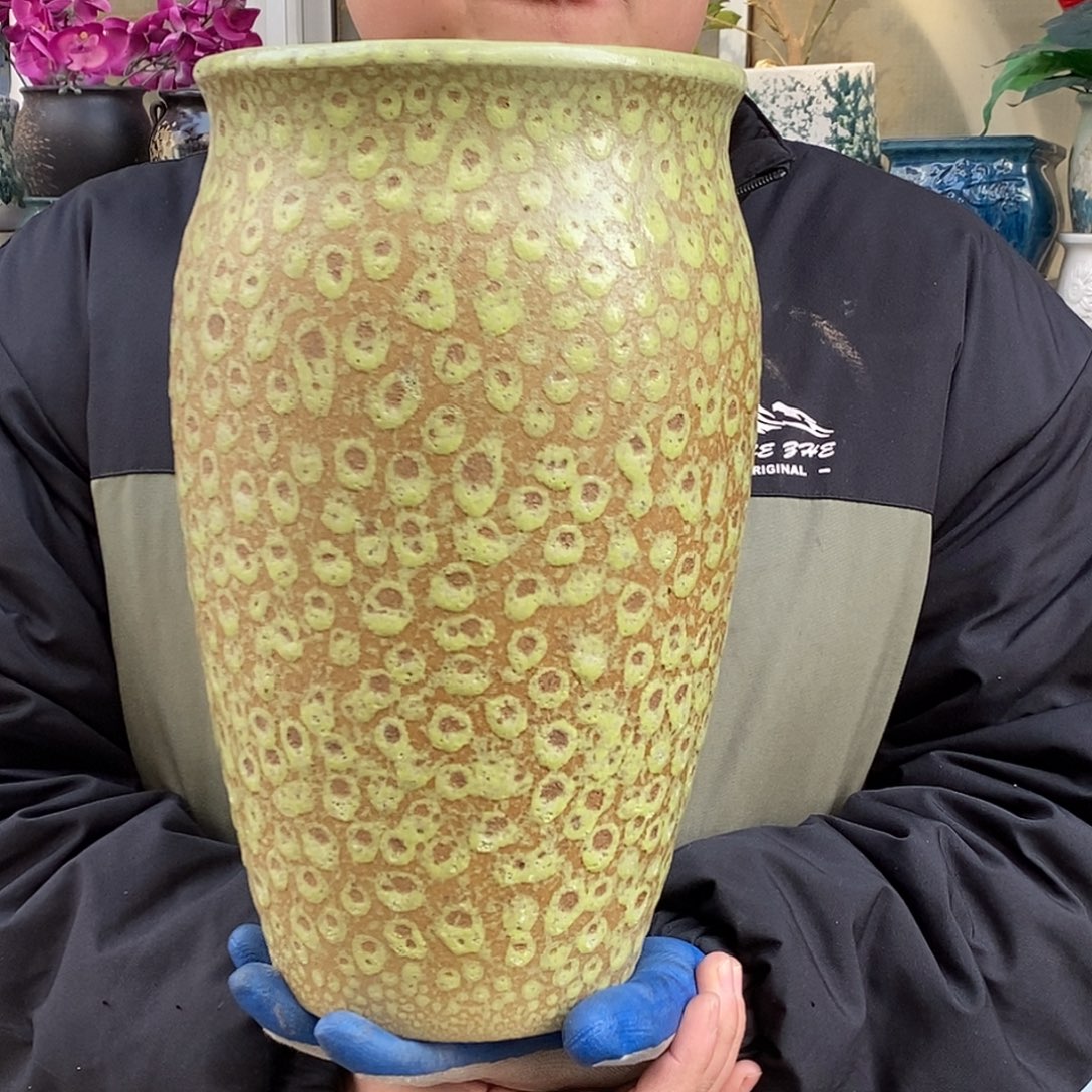 花盆紫砂口19高33瑕疵