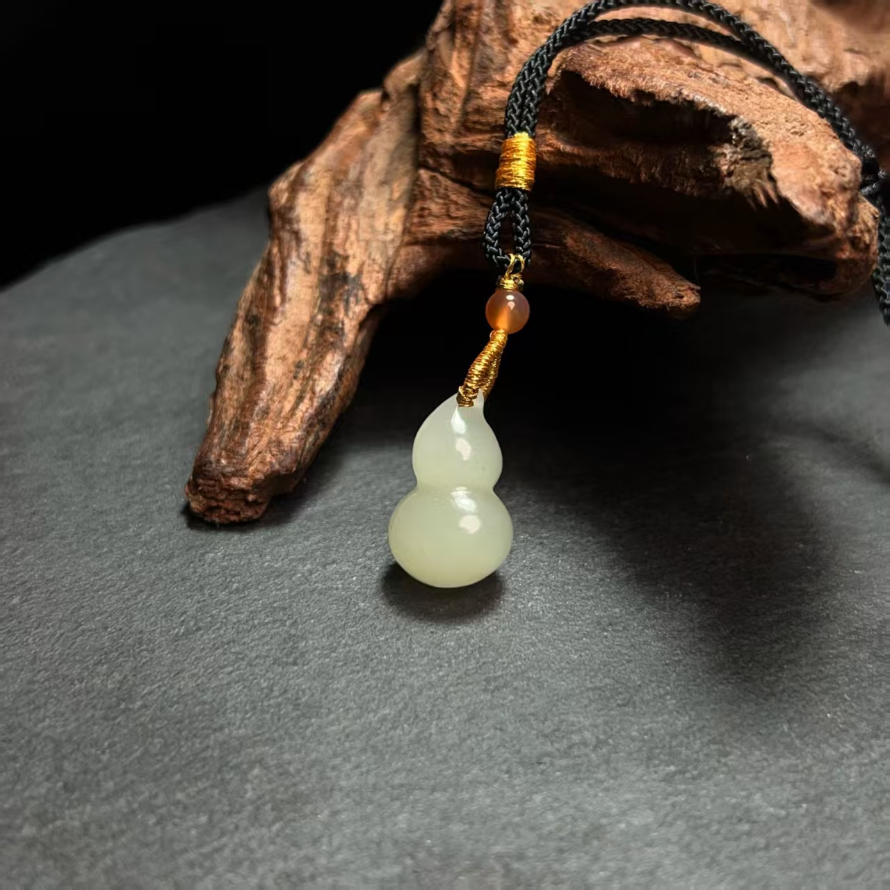 天然和田玉晴水葫芦吊坠03T（多样性发货）