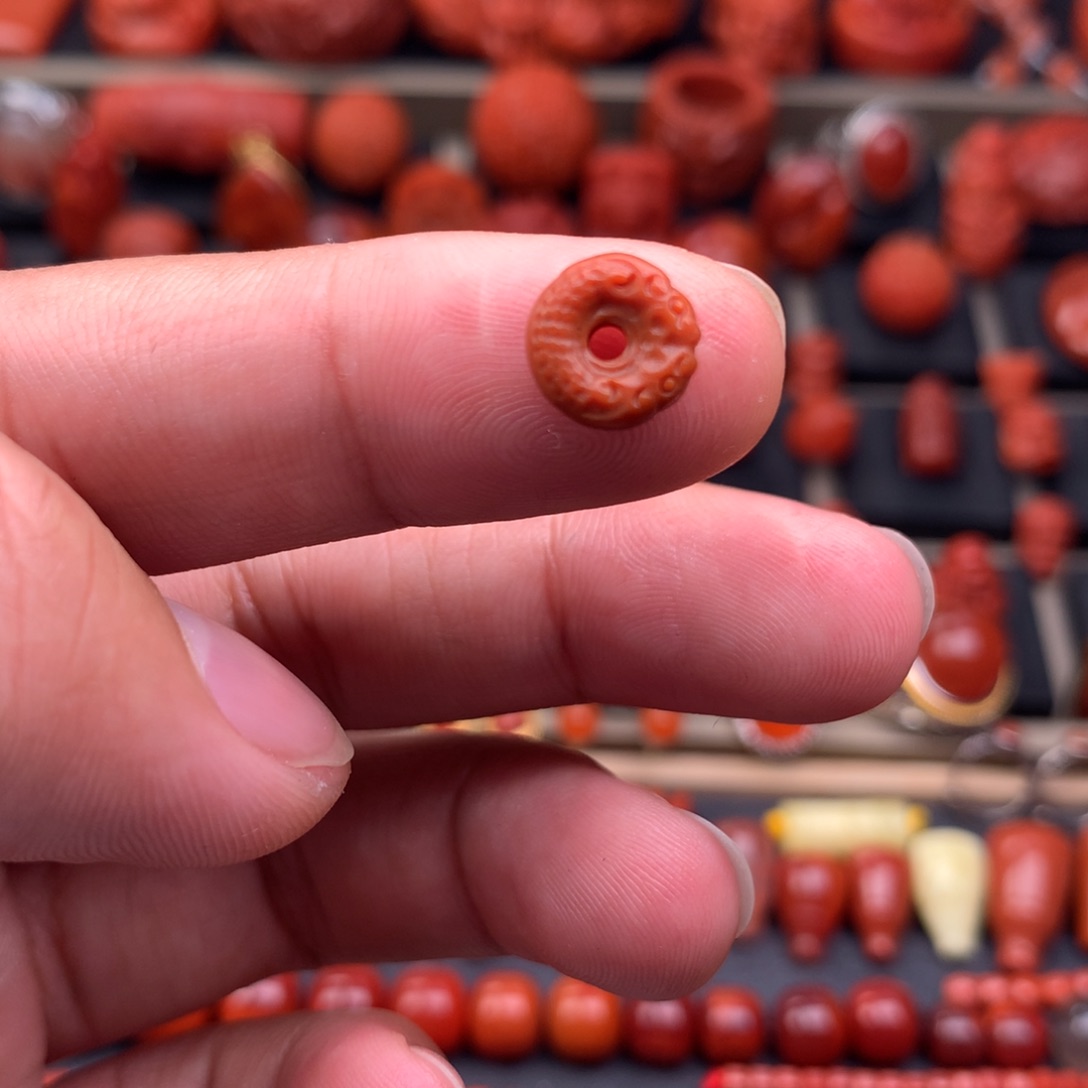 南红玛瑙未镶嵌龙扣9+