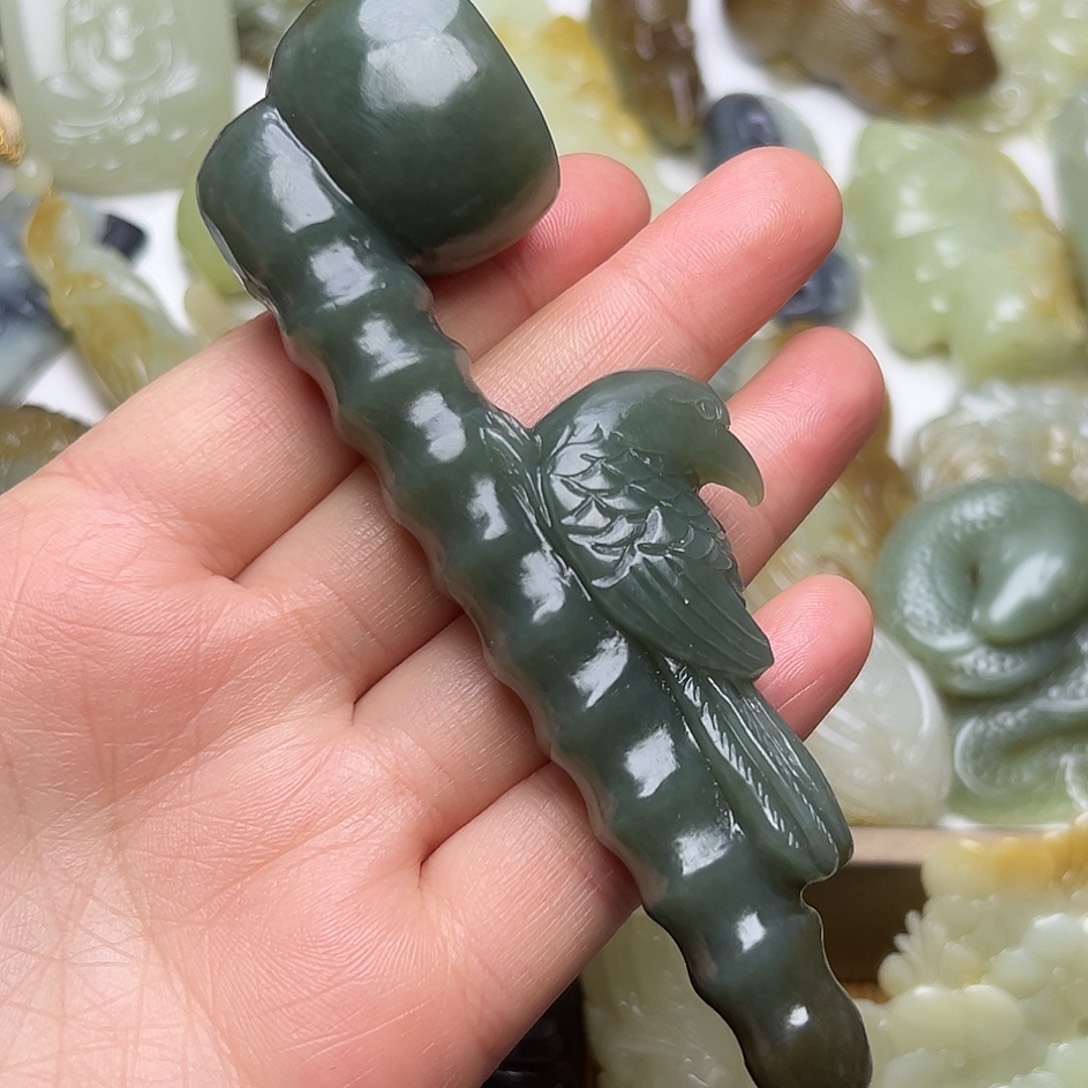 和田玉未镶嵌挂件