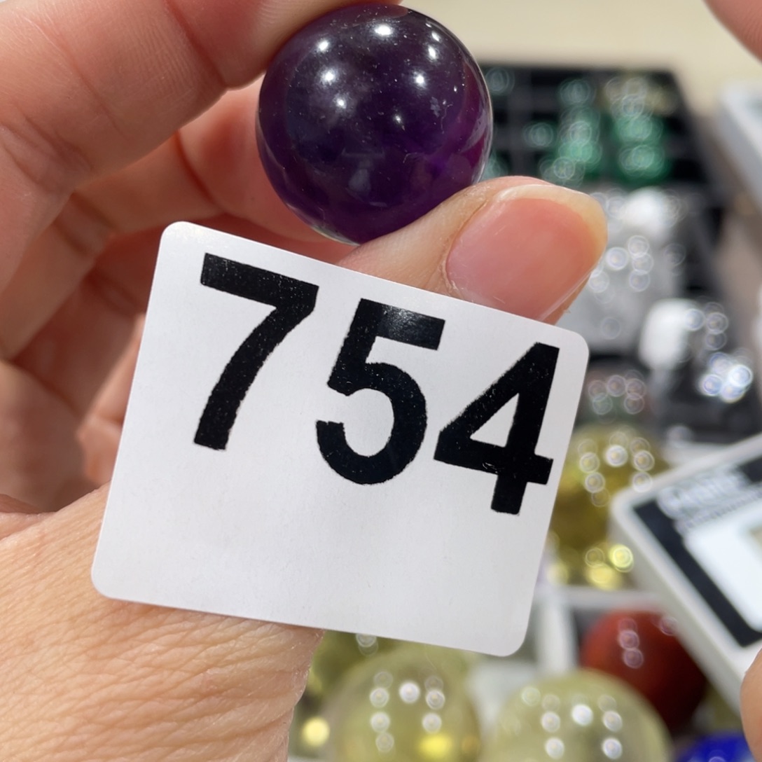 未镶嵌水晶珠宝半成品